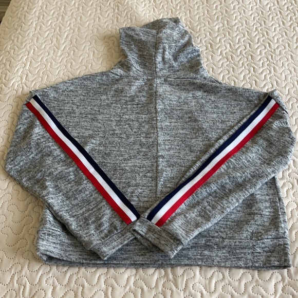 Charlotte Russe Gray Hoodie Size X Small - Picture 2 of 11